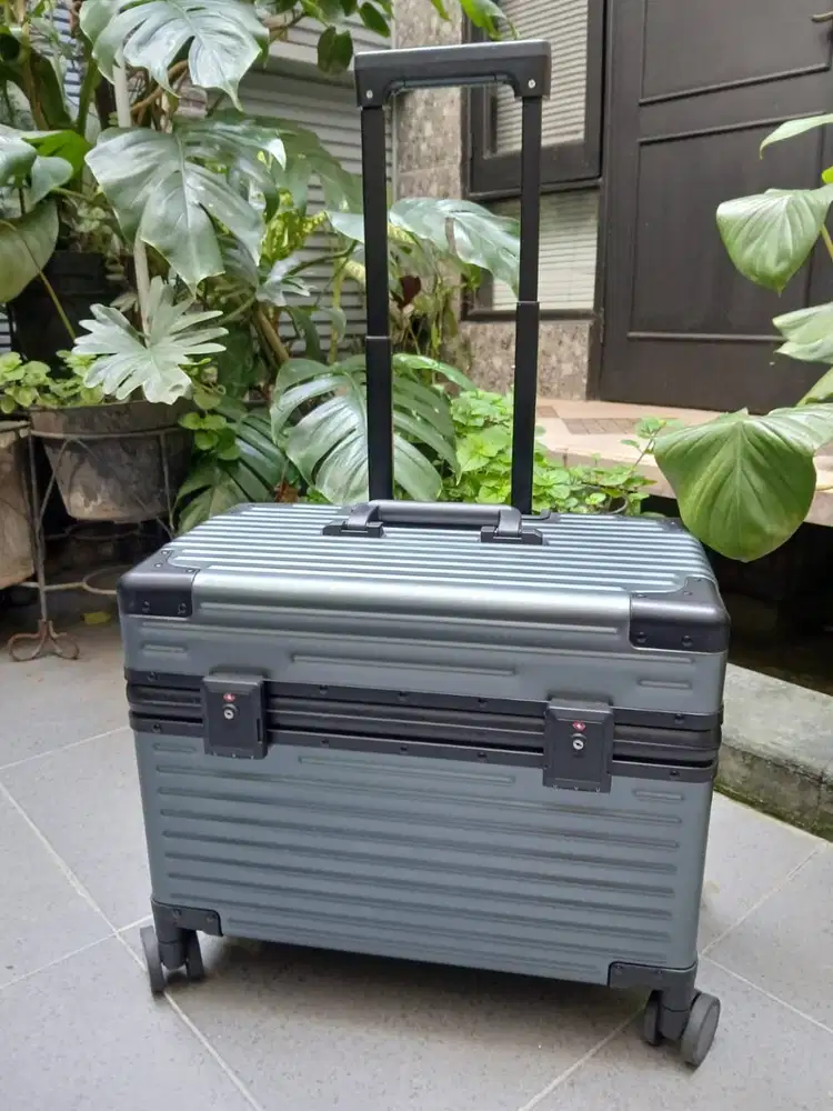 Koper Traveling Pilot Case Preloved