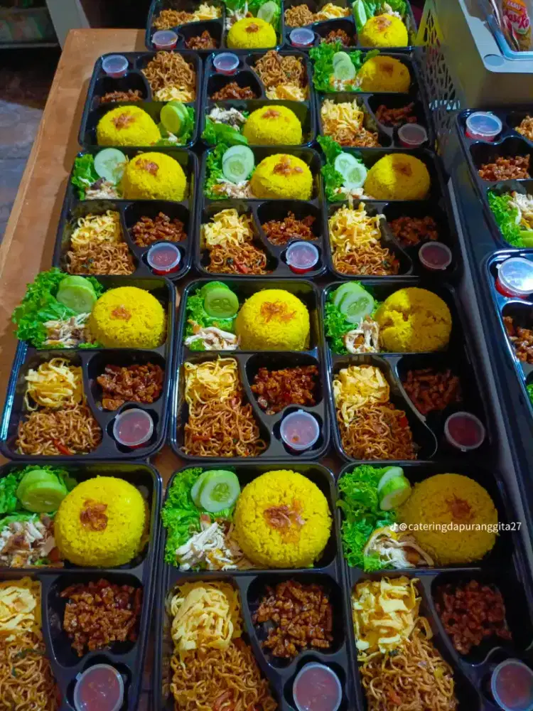 Nasi kuning box