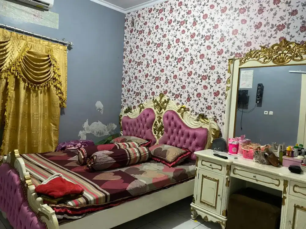 Satu set tempat tidur putih modern elegance jati Jepara & meja rias