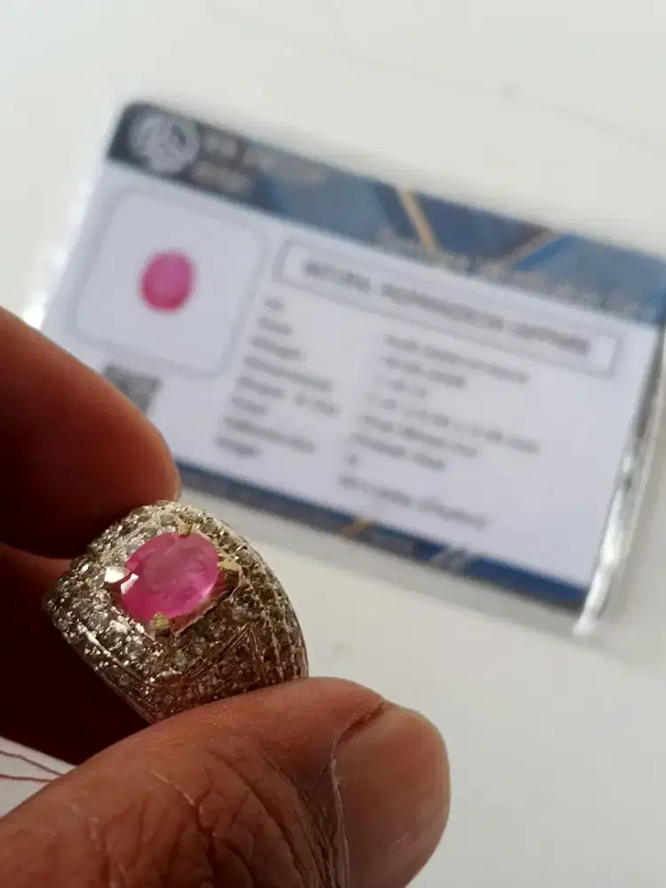 Natural padparadscha sapphire Burma