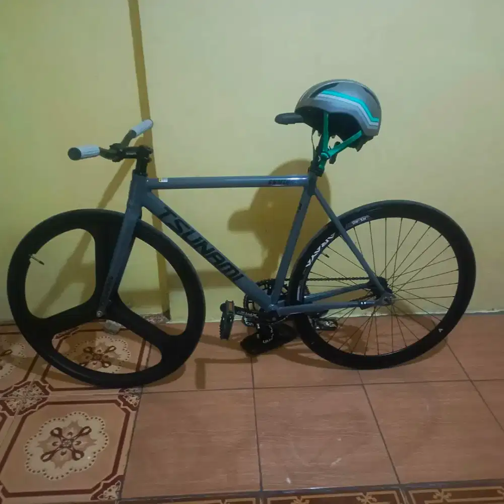 sepeda piksi TSUNAMI