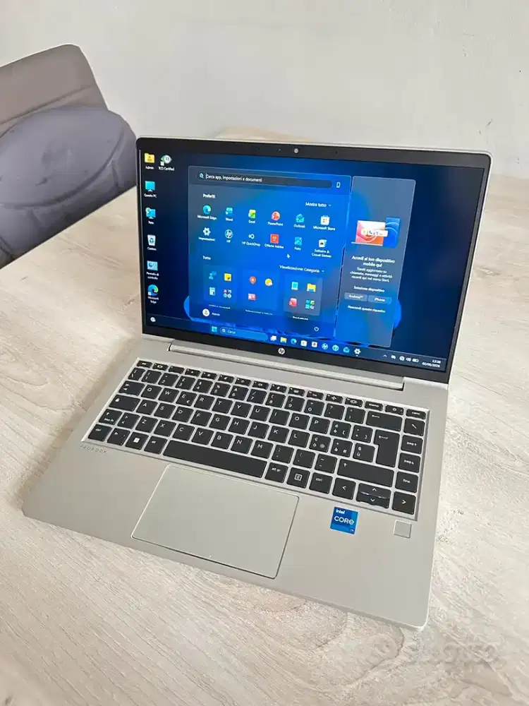 Laptop HP Ram 16 GB Intel Core i5-1135G7 2.42Ghz Muluss siap pakai