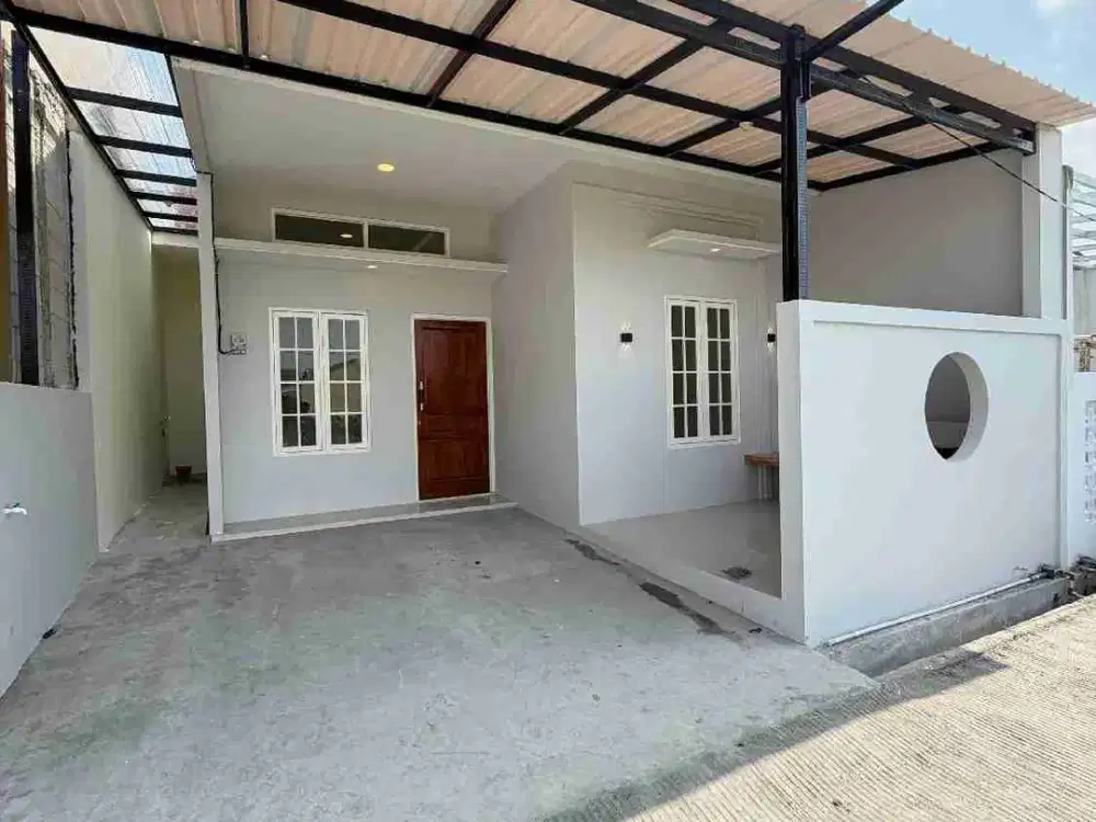 Rumah Bagus 3 KT Bonus Furnish Murah di Area Pucang Gading