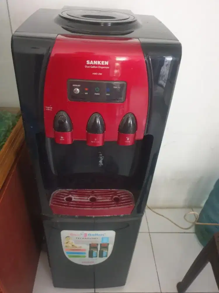 Dispenser SANKEN galon