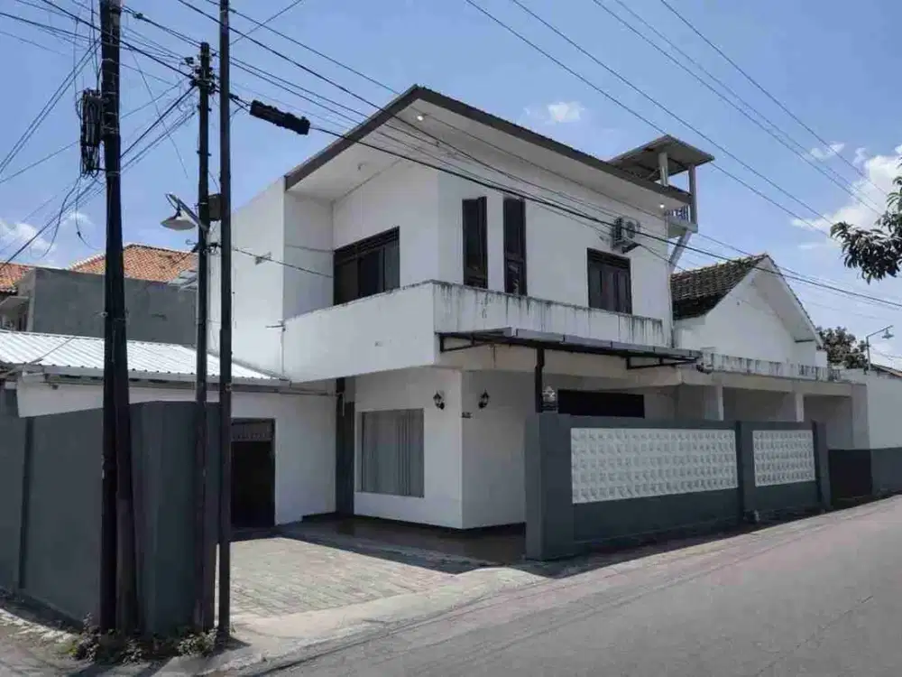 Dijual Rumah Homestay Like New dekat Masjid Jogokaryan
