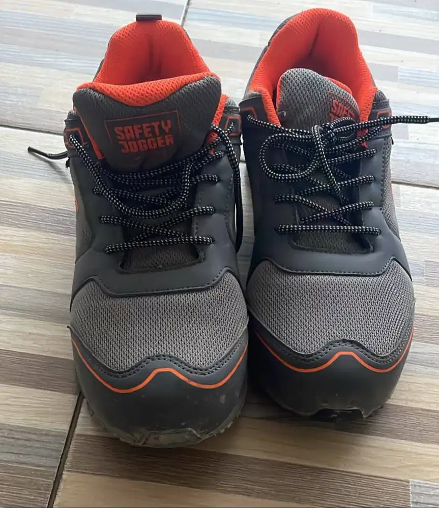 Sepatu Safety merk Jogger Balto size 42 (Second) Mulusss