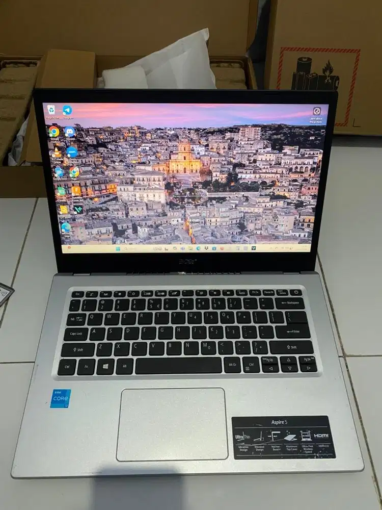 laptop ACER bekas