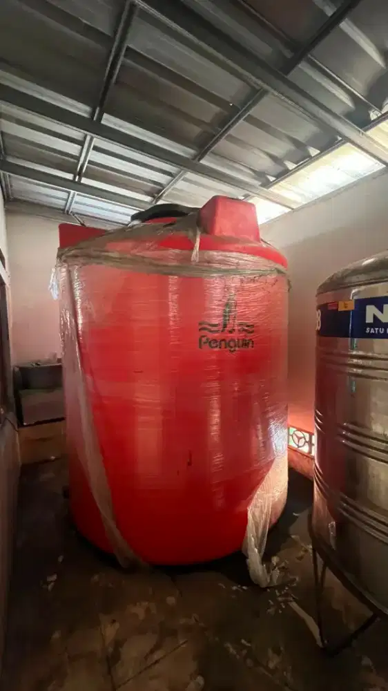 Tandon air merk pinguin, 5000 liter bekas air mineral RO