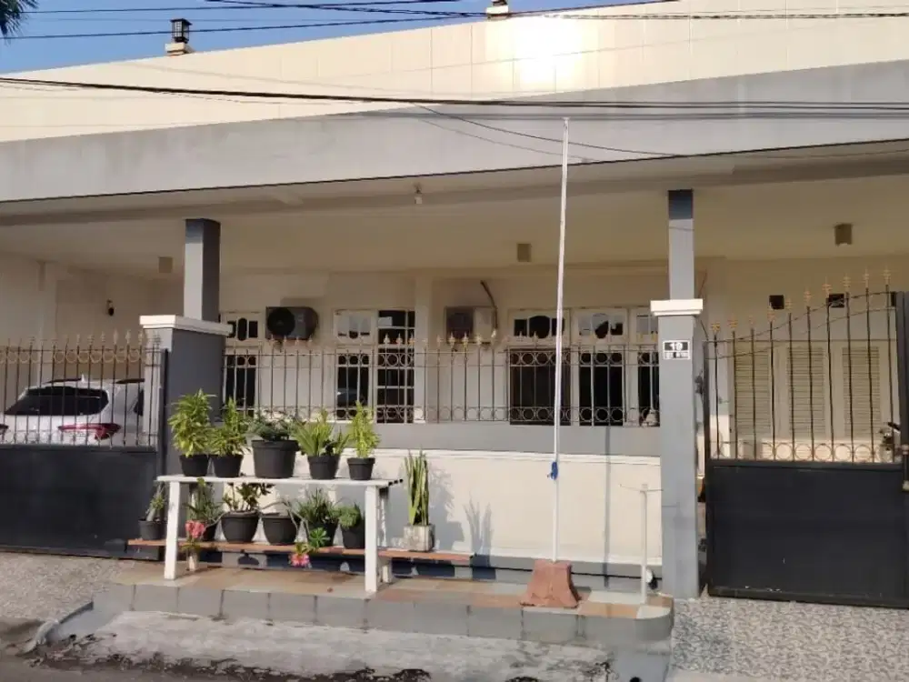 RUMAH DI NIRWANA EXECUTIF