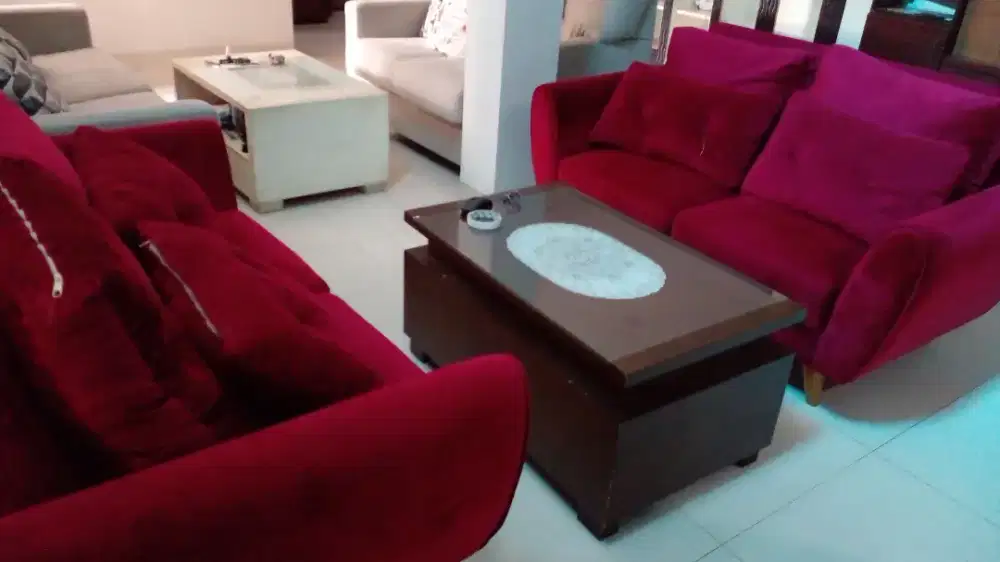 Satu set kursi sofa
