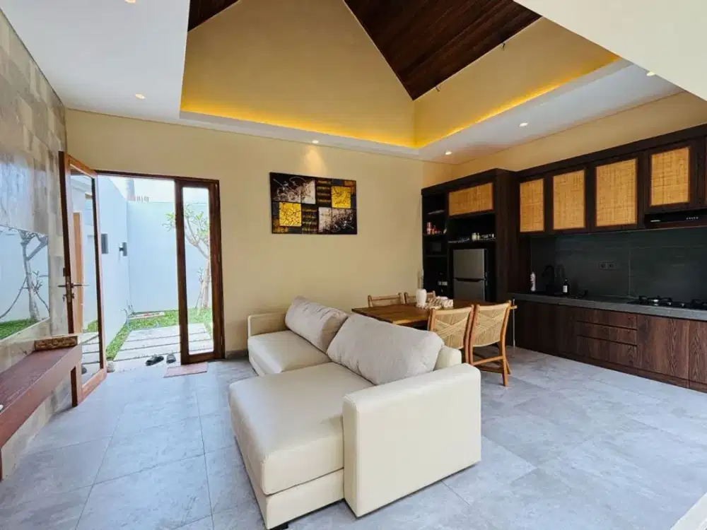 Brand New Tropical Villa in Buduk Canggu