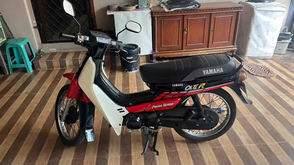Yamaha 2R th 1990