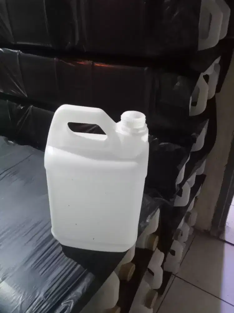 Jerigen bekas, beresih siap pakai, ukuran 5 L