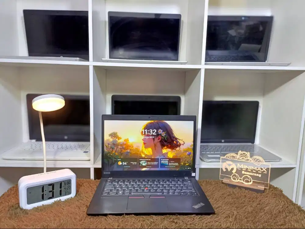 Thinkpad X13 core i5 gen 10  8GB  NVME 256 GB  FHD IPS  Backlight