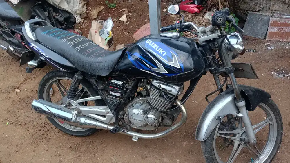 Suzuki thunder 2006