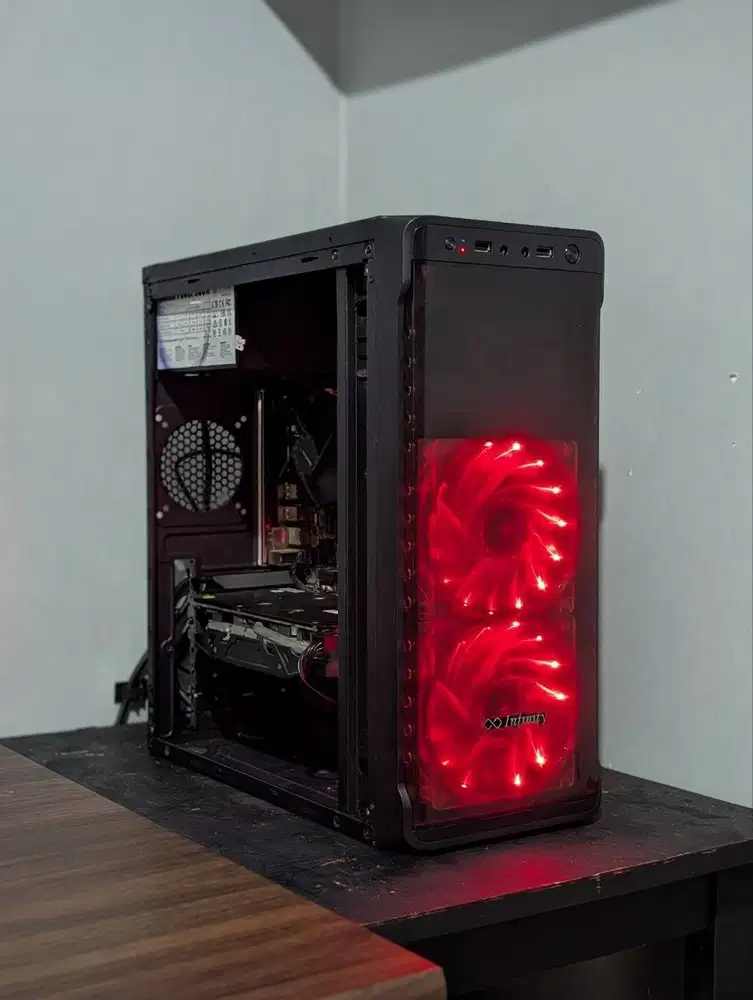PC Gaming Intel Core I7 + RX 580 16GB SSD 256GB