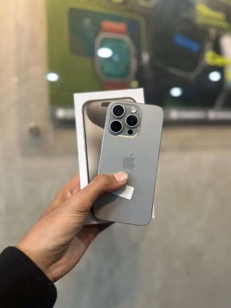 15PRO 256GB, NATURAL (GARANSI IBOX)