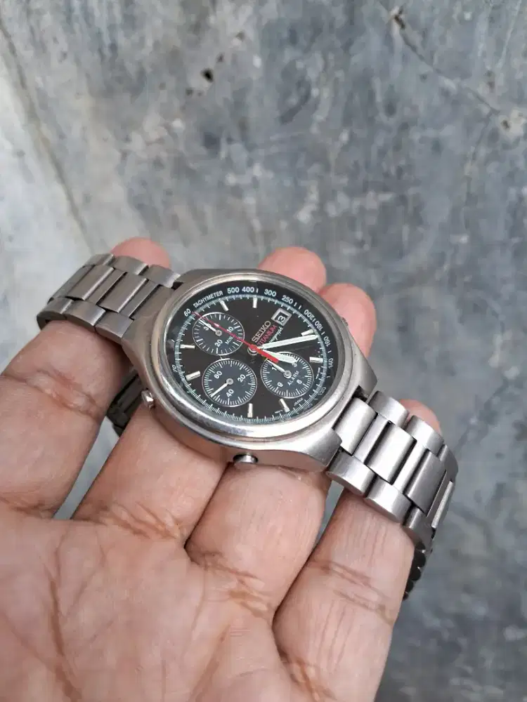SEIKO TITANIUM CHRONOGRAPH