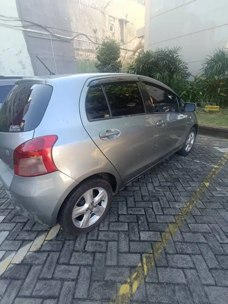 Yaris E 2007, Silver
