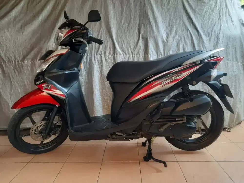 HONDA SPACY 2017 HELM IN PGMFI