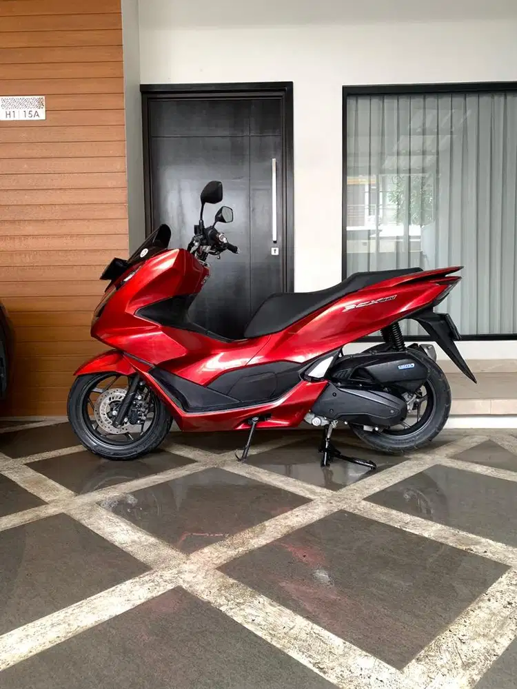 HONDA PCX 2023 PAJAK ON, PLAT DKI, SRT LGKP, MESIN ENAK, REMOTE 2 JOSS