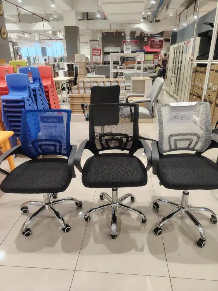 Kursi kantor lyon