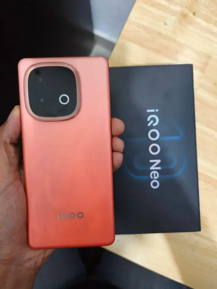 Iqoo Neo 10 5G 8/256 Fulset Mulus Garansi 2027 Maret