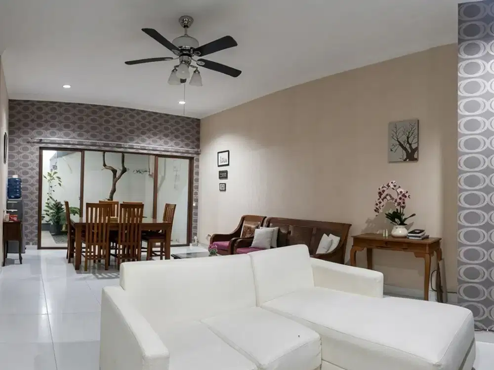 Rumah 2lt luas 8x15 120meter 3KT Cluster Alamanda JGC Jakarta Garden City
