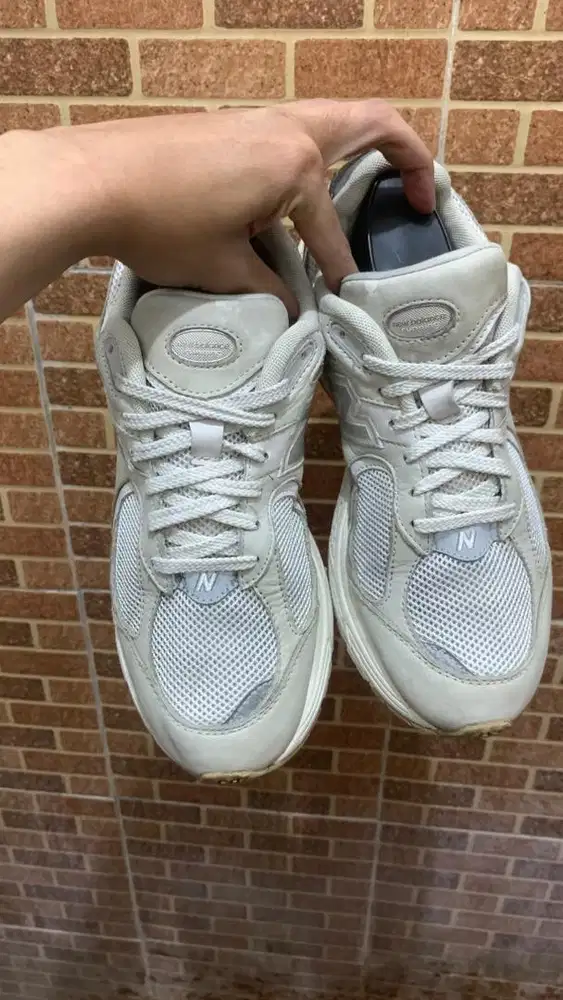 New Balance 2002R original