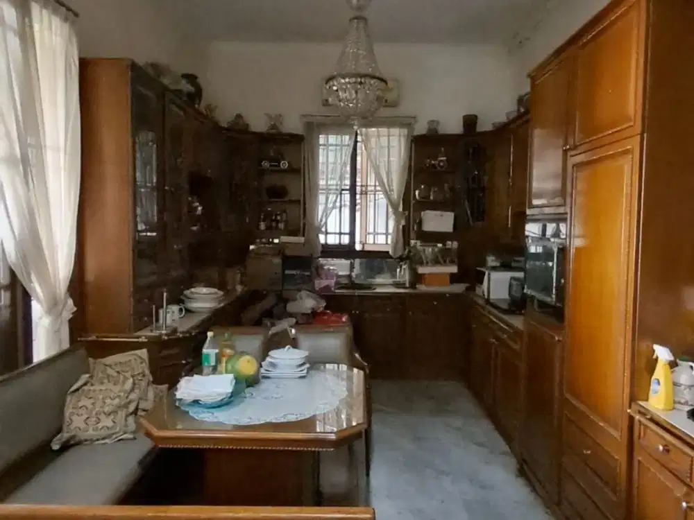 Dijual Rumah di Pejaten Barat Raya. Jakarta Selatan