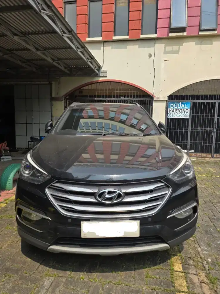 Dijual Mobil Hyundai Santa Fe 22 CRDI AT Diesel 2018