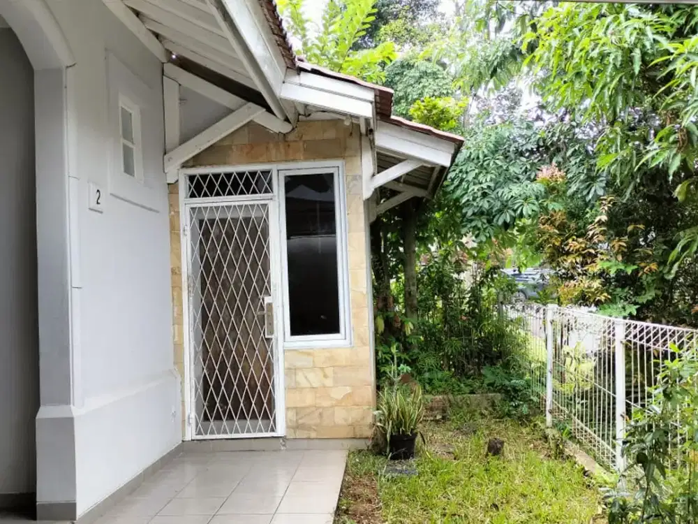 Rumah Dijual Cepat Unfurnished SHM di Sentul Taman Udayana, Sentul Selatan