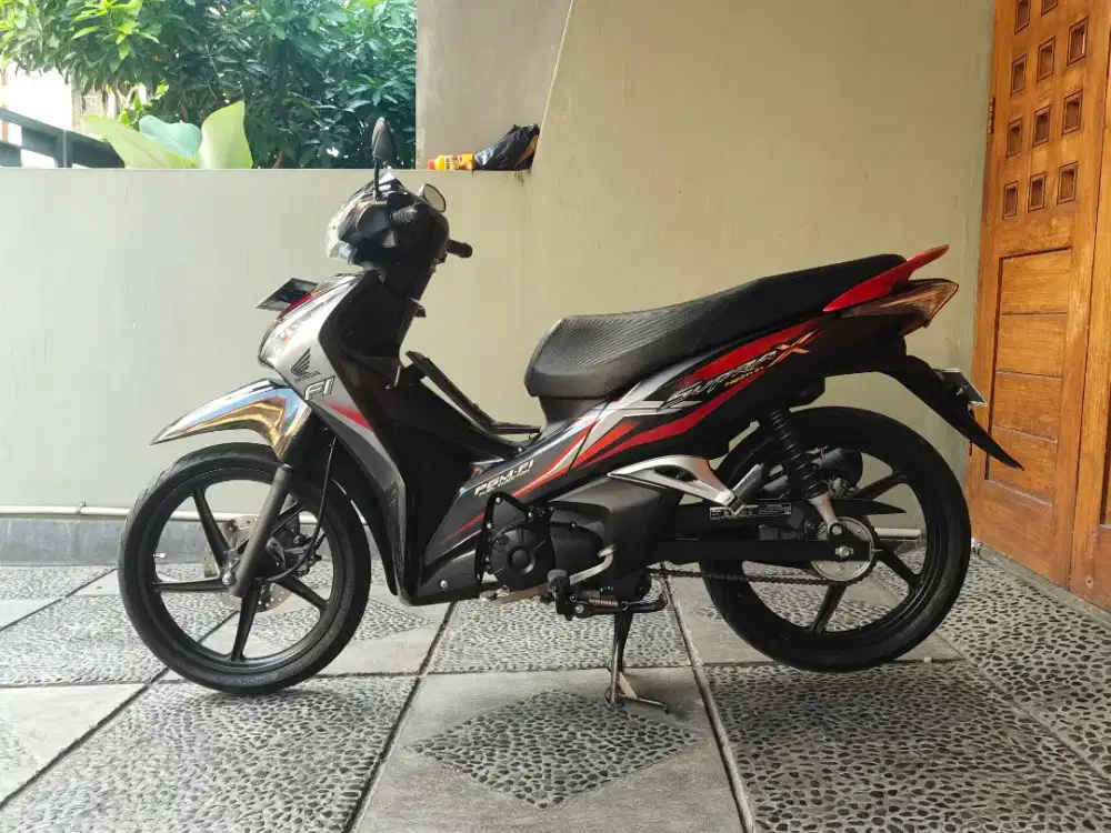 Supra X 125 FI helm in like new