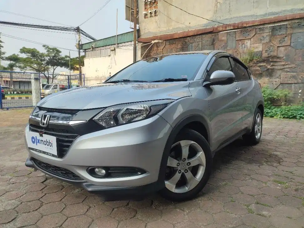 LOW DP Honda HR-V 1.5 E Bensin-AT 2017 TOR