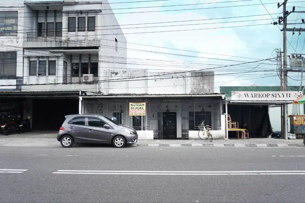 DIJUAL RUMAH EKS KAFE