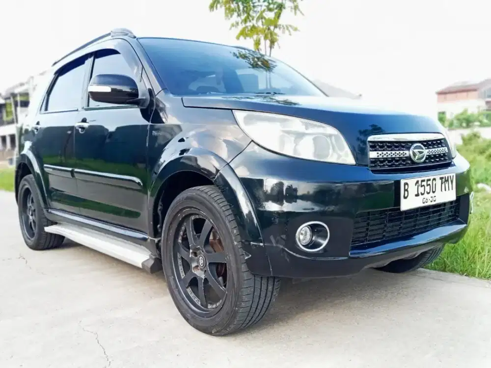 Cuma 10 jt cicilan 2,9 punya terios bekas rasa baru