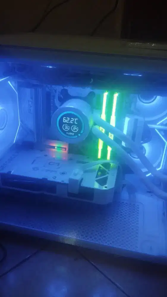 PC desktop siap pakai