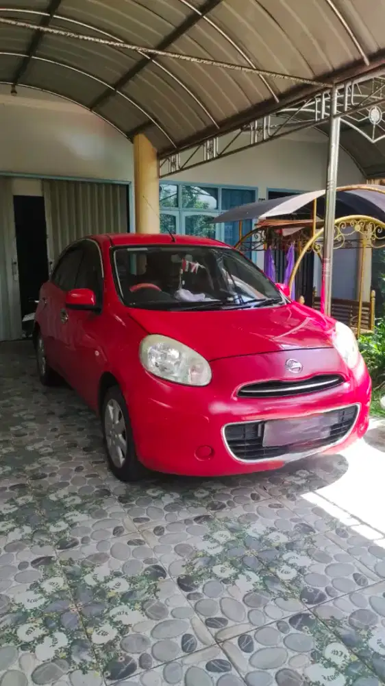 Nissan march 1.2