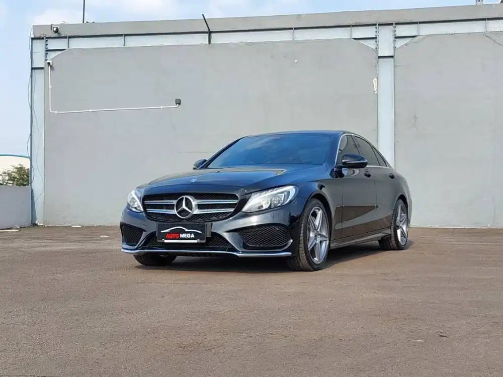 Mercedes Benz Mercy C200 C 200  ( W205 ) AMG 2017 Black on Black