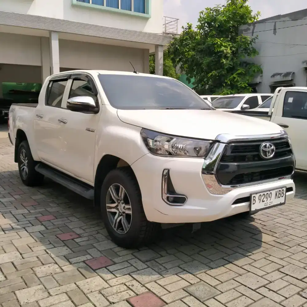 TOYOTA HILUX DC 2.4G M/T 4X4 2024 NIK 2023 PUTIH ORIGINAL NOPOL B JKT