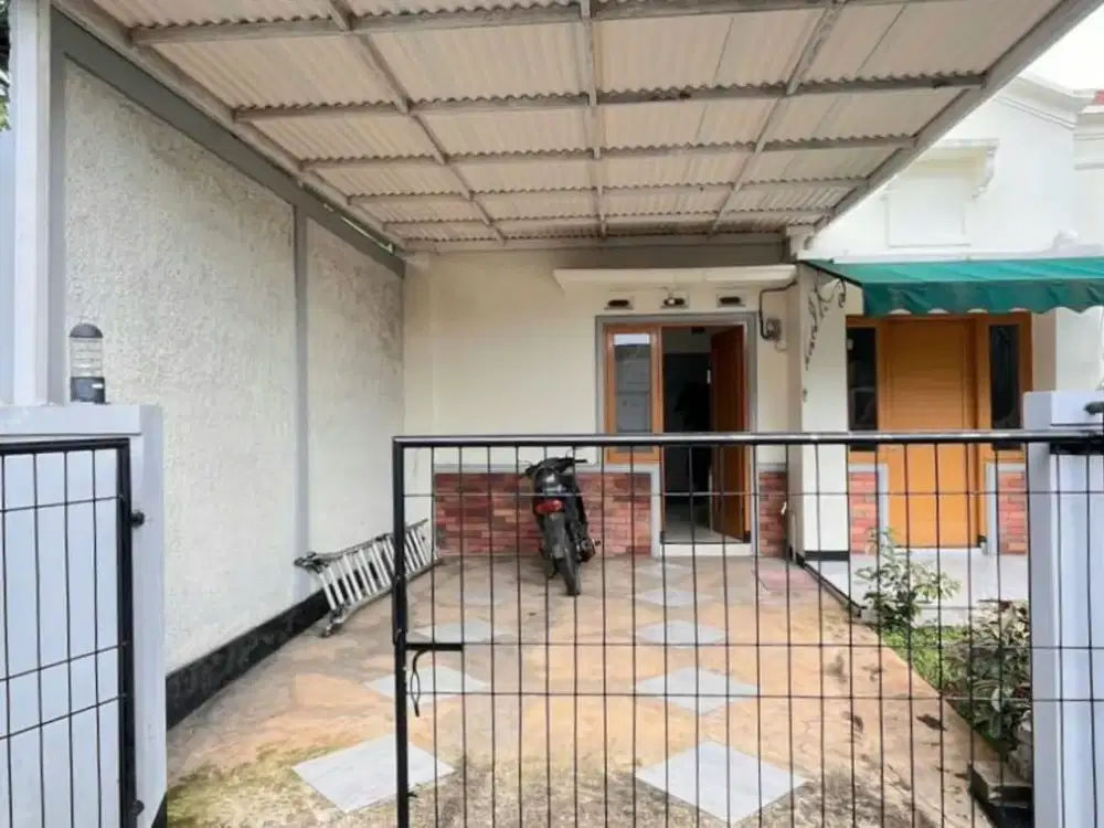 Dijual Rumah Terawat Dengan Area Yang Luas di Graha Raya Tangsel GB-388