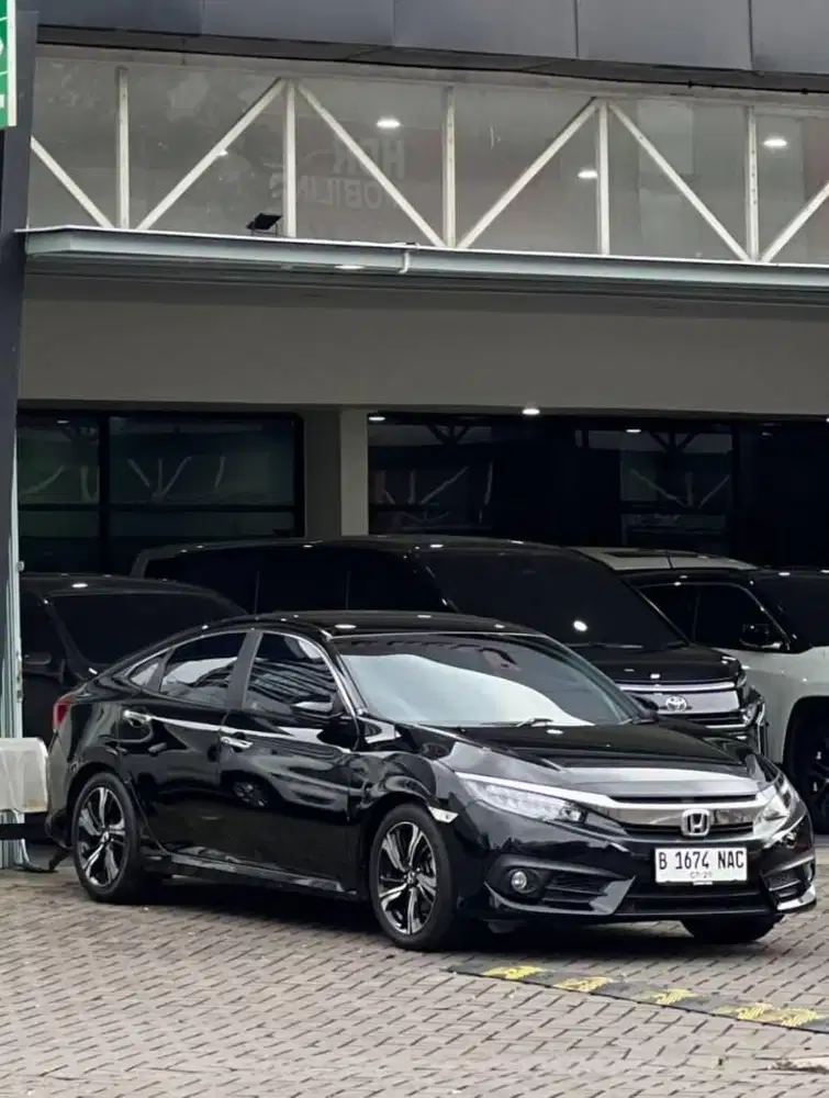 honda civic es 1.5 2018 hitam
