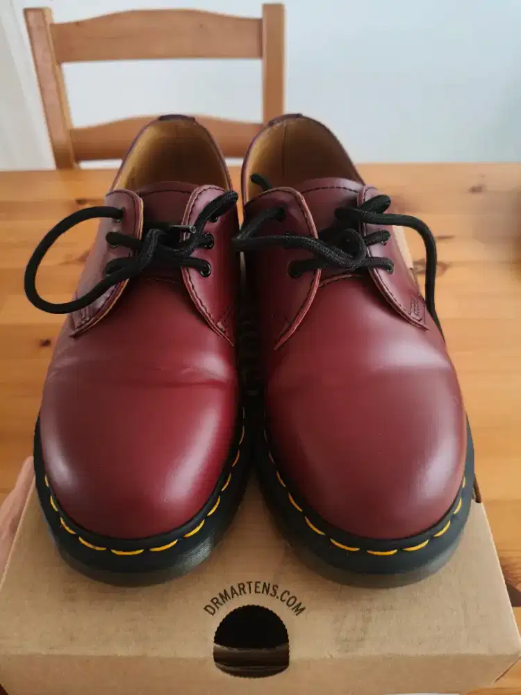 Sepatu Docmart (Dr Marteens) Red