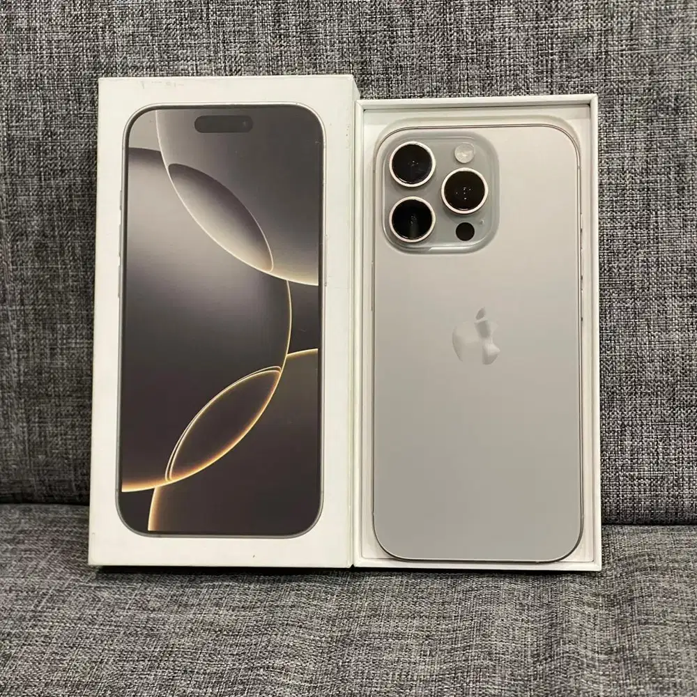 iPhone 16 Pro Natural Titanium 256 GB iBox
