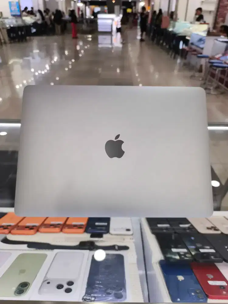 MacBook Air M2 8/256 13inch