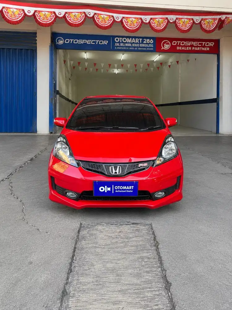 HONDA 2014 JAZZ RS 1.5 MT MERAH
JL.RAYA KENJERAN 286 OTOMART 286
