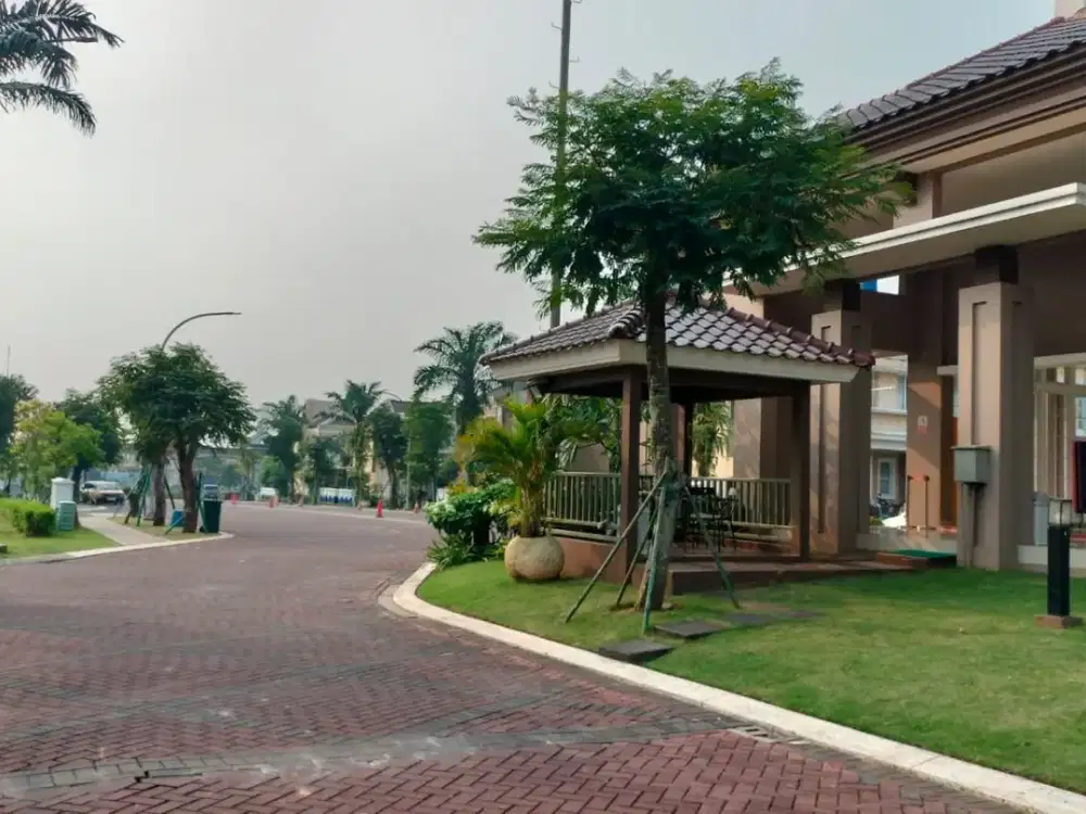 Rumah Baru Fully Furnished Dijual di Cluster Amarillo Gading Serpong
