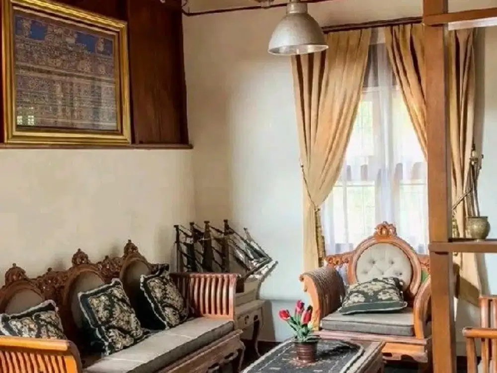 Villa Mewah Luas 743 m2 di Dago Bandung Ref.05571