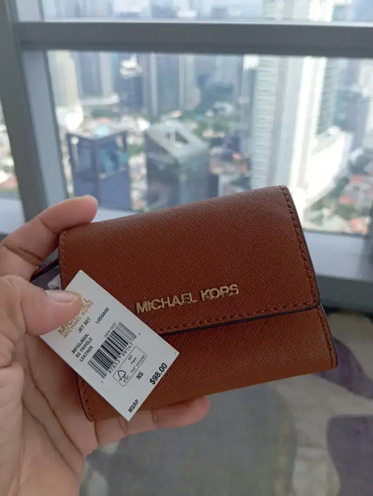 Dompet Michael Kors