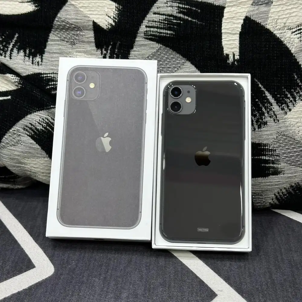 iPhone 11 Black 128 GB iBox